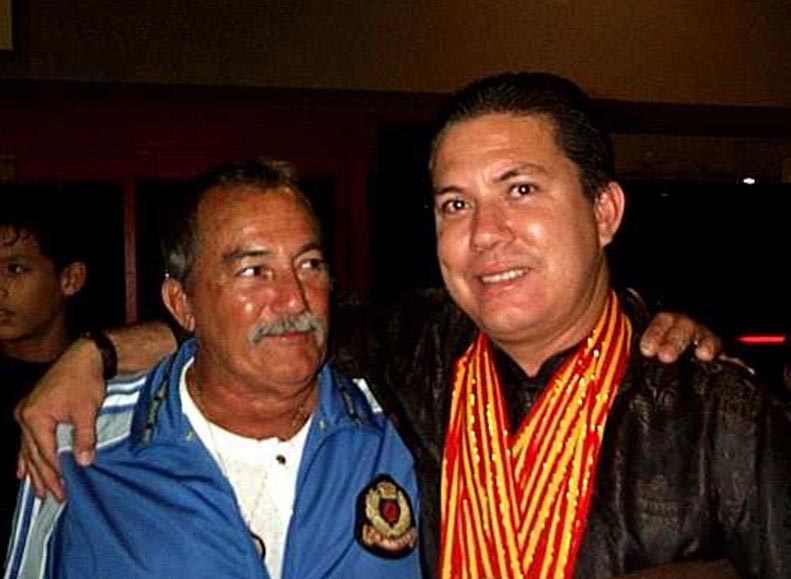 El maestro Roberto Vargas Lee junto con su maestro Raul Rizo